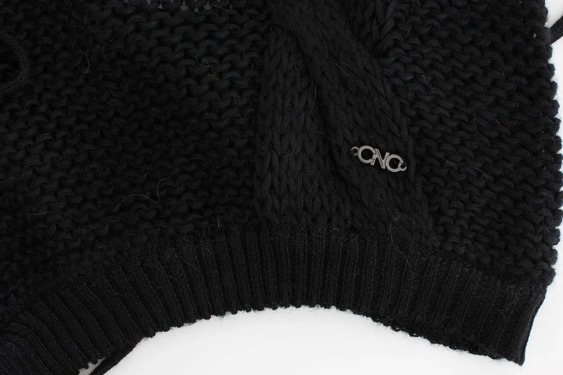 Black sleeveless knitted cardigan