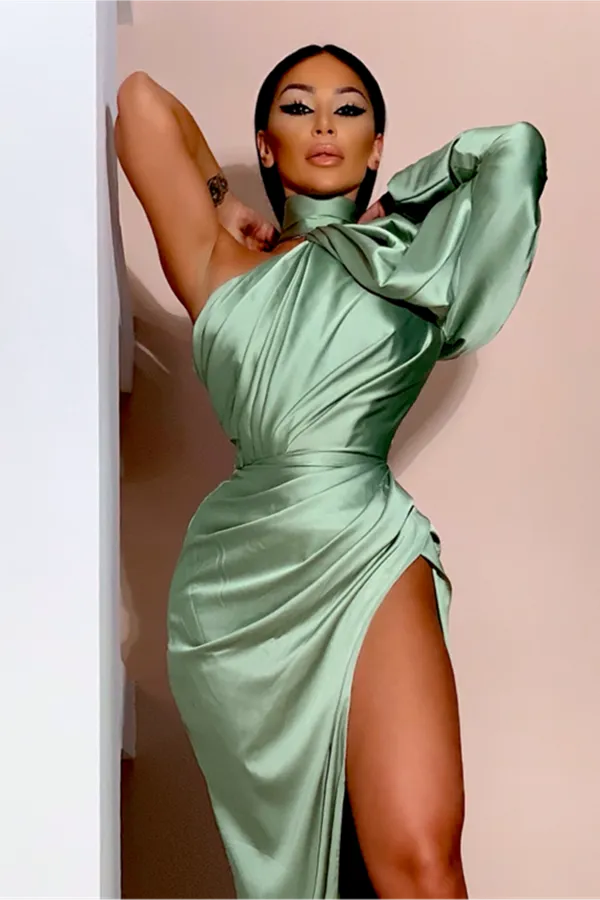 Elegant Puffy Long Sleeves Prom Dress High Neck Party Dress With Split