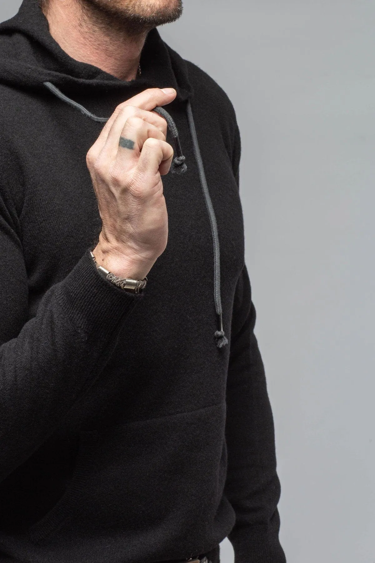 Florio II Cashmere Hoodie In Black
