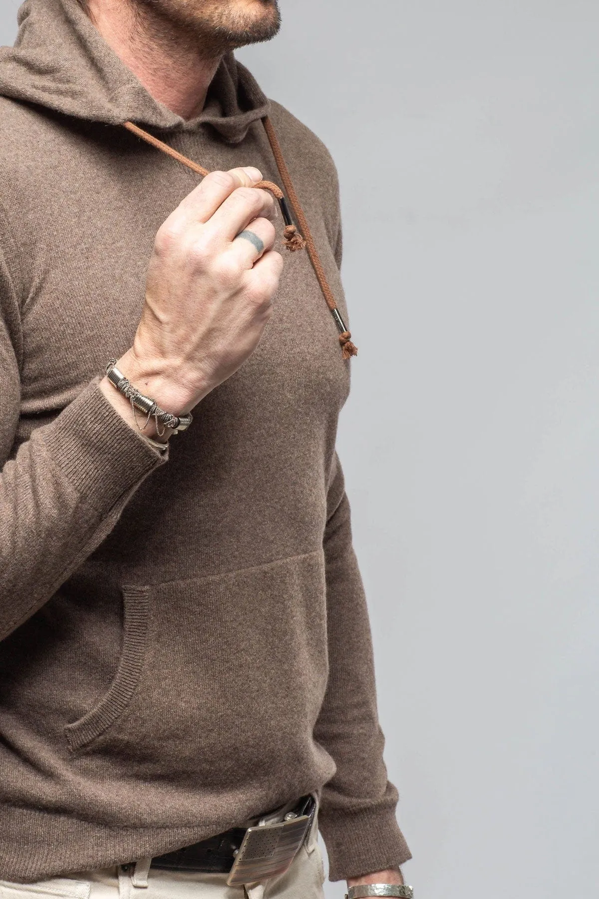 Florio II Cashmere Hoodie In Dark Sand