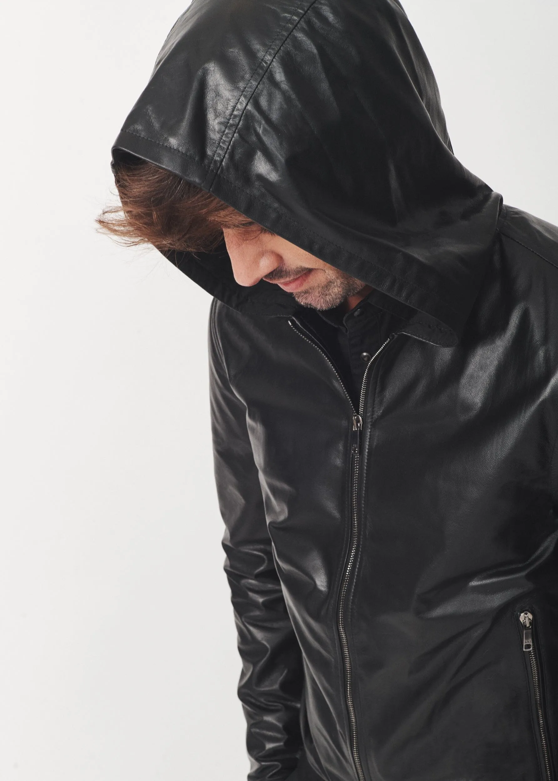 LIGHTWEIGHT HOODED JACKET