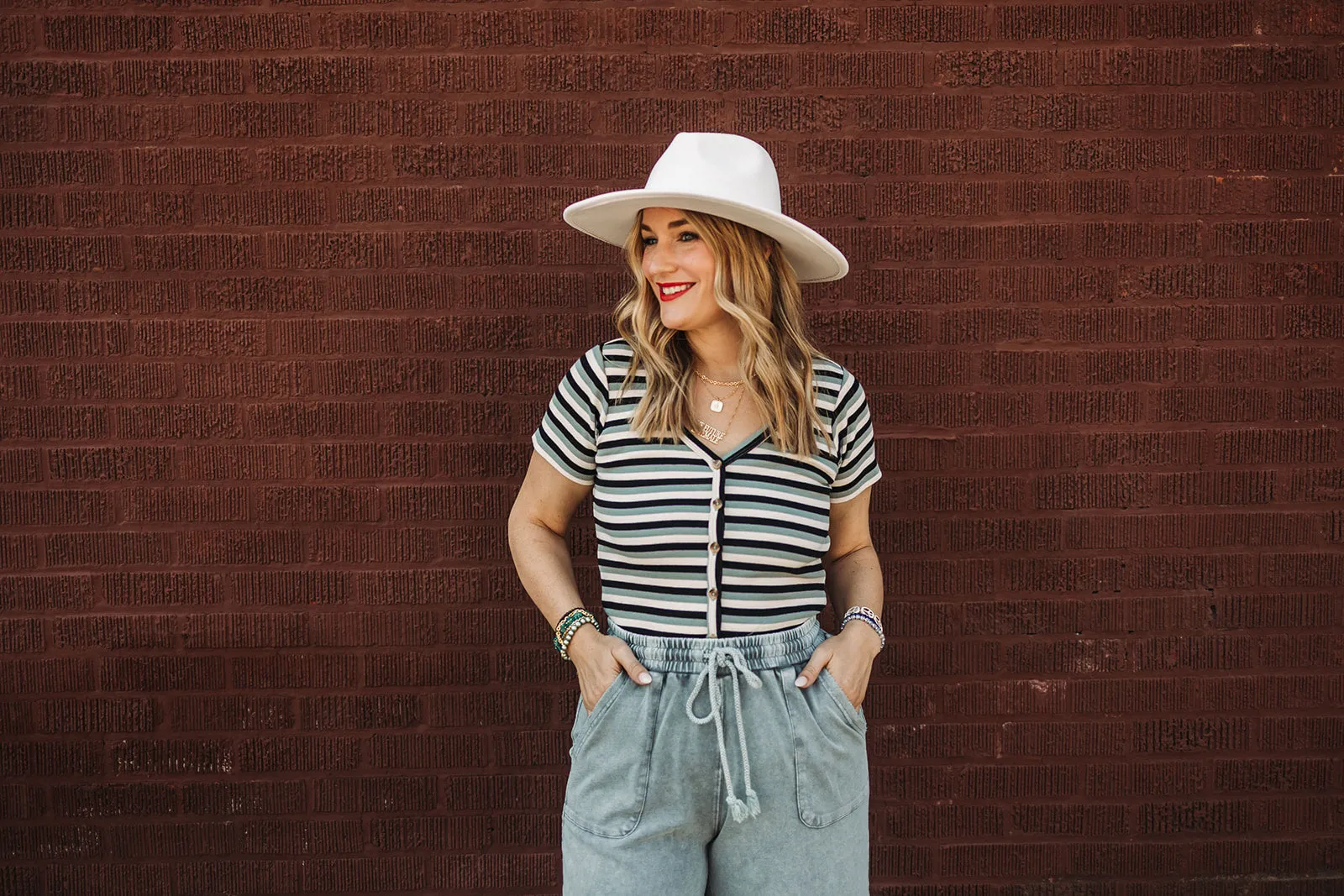 nia top in stripe