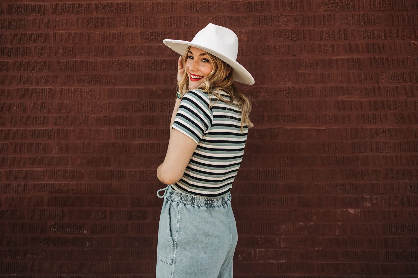 nia top in stripe