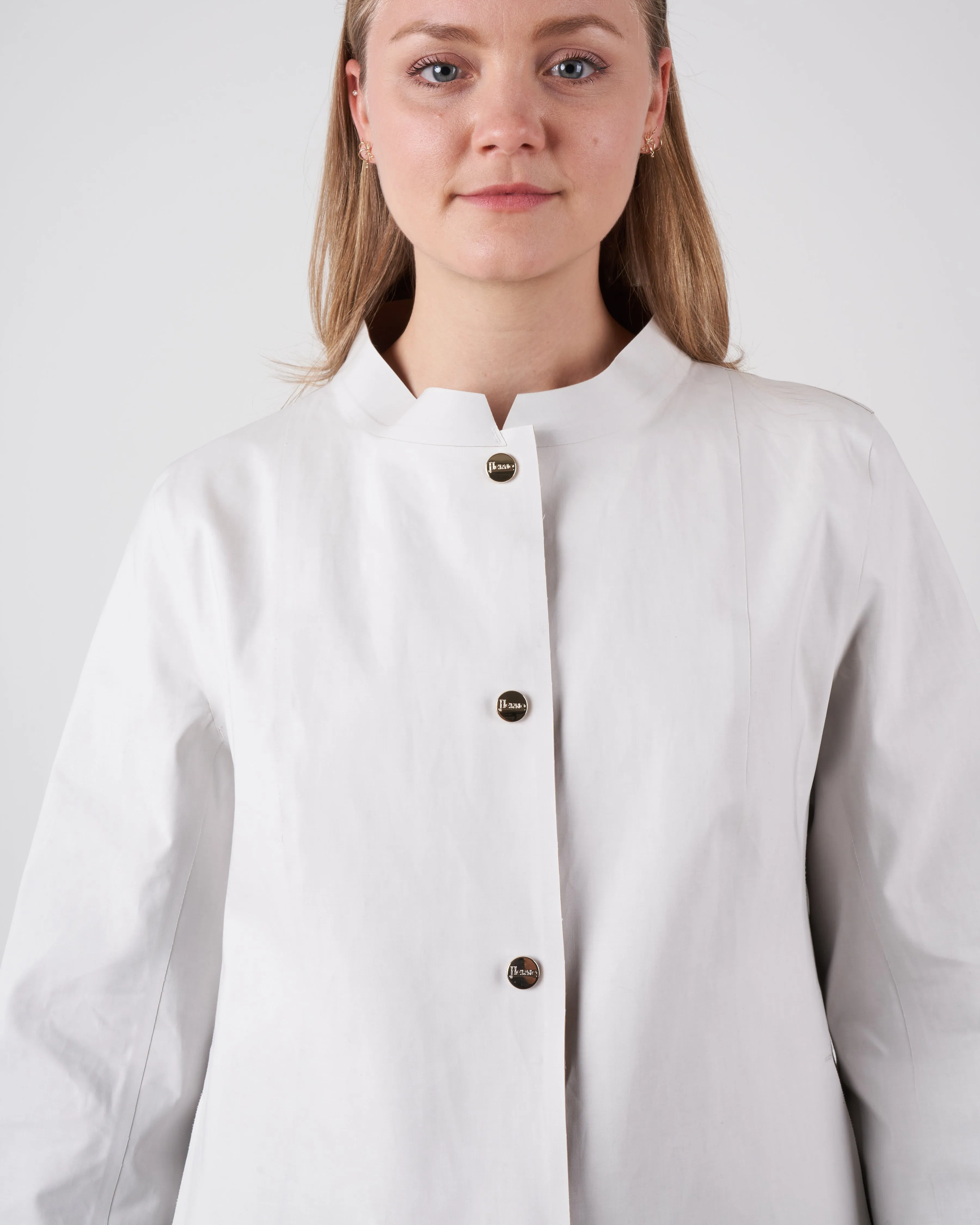 reversible waterproof mac - white/taupe