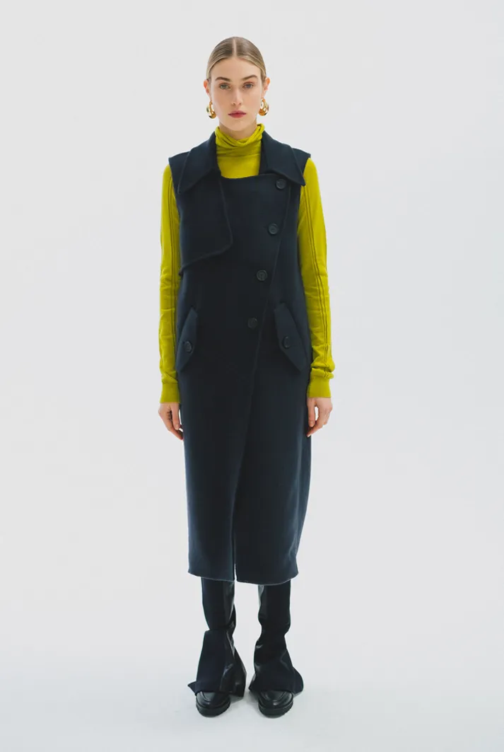 Sleeveless Trench Vest with Oversized Collar