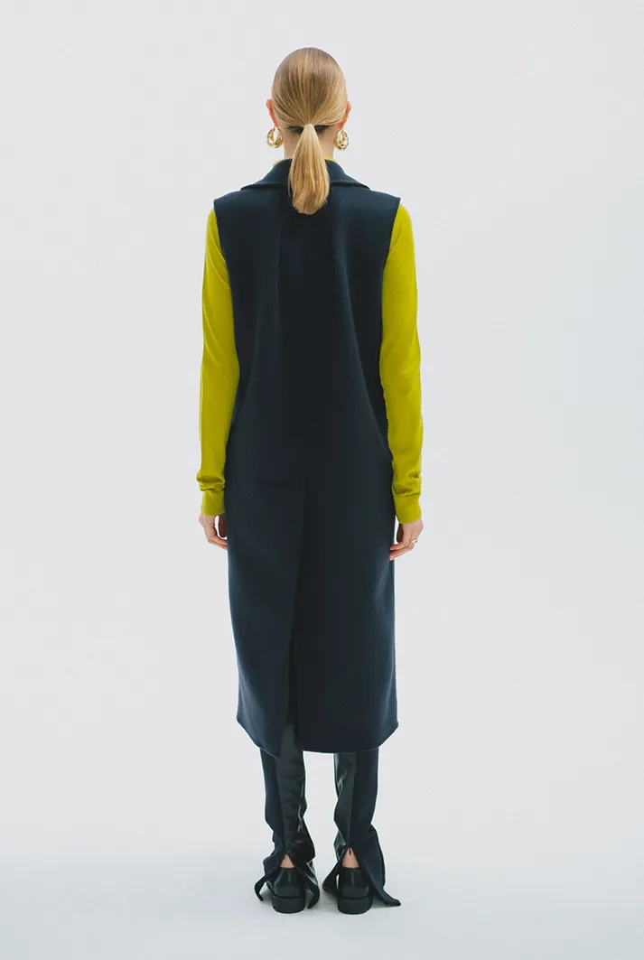 Sleeveless Trench Vest with Oversized Collar