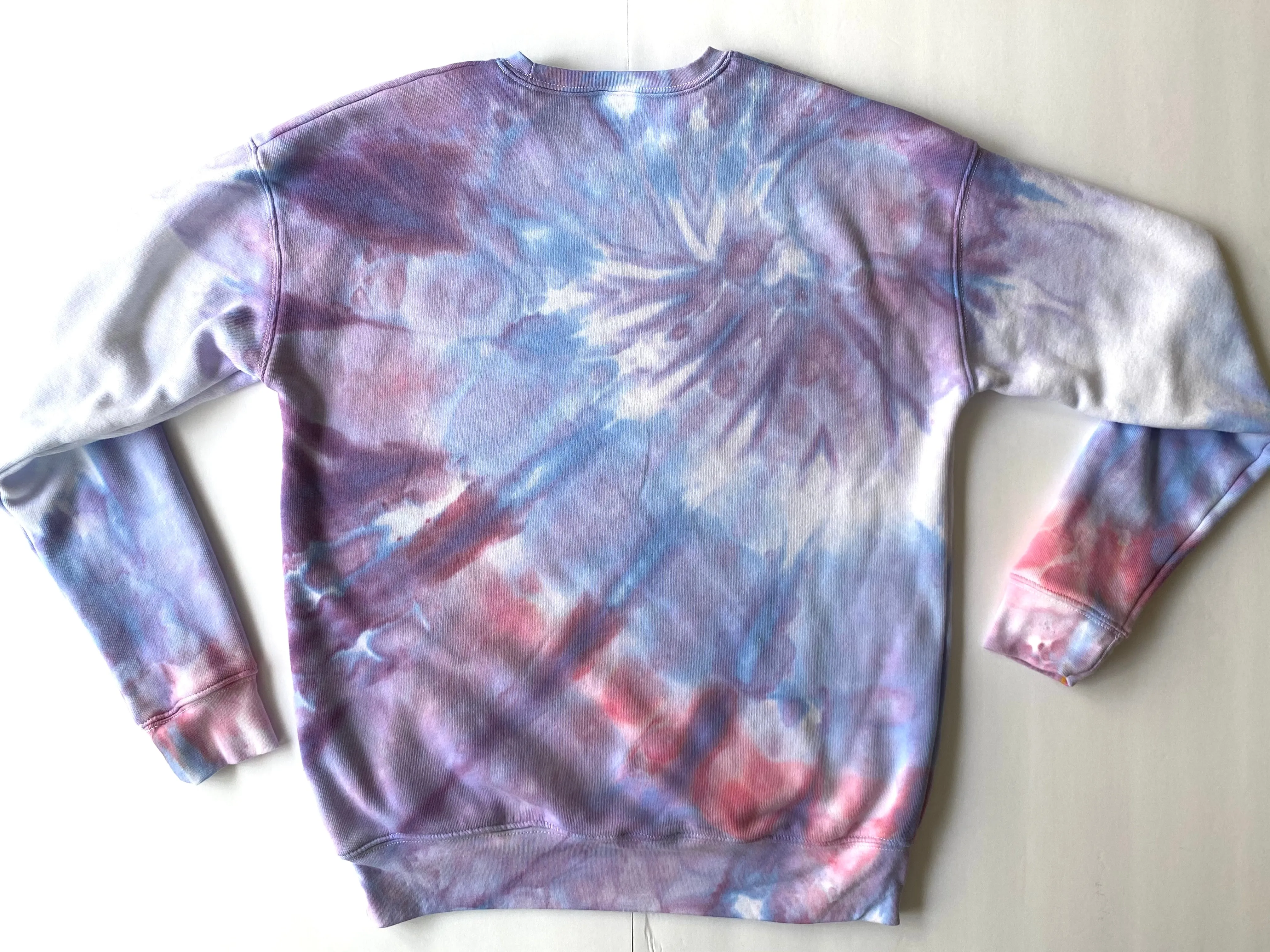 SMALL Lightweight Crewneck Spring Sweatshirt