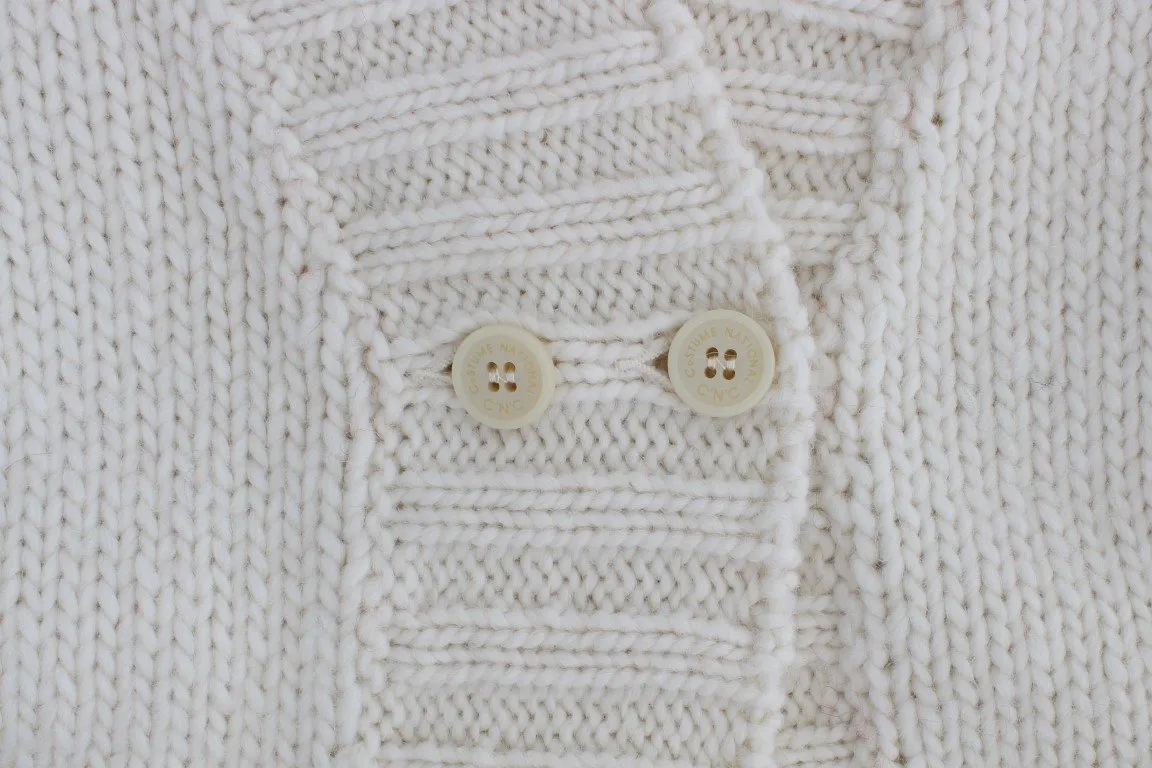 White knitted cardigan