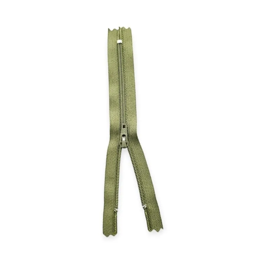YKK Nylon Zip DK Avo